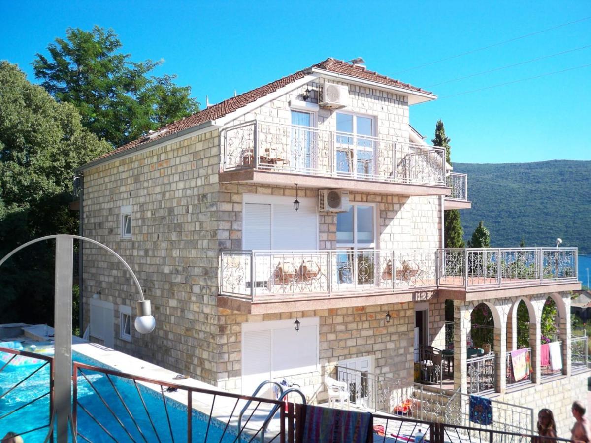 Vila Corovic Kumbor Exterior foto